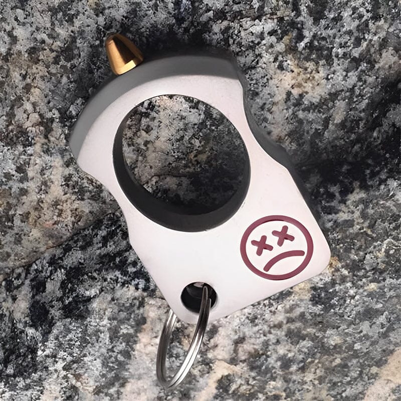 Spezieller Schlüsselanhänger zum Selbstschutz