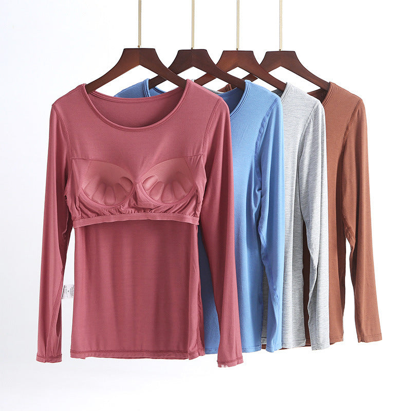 Thermounterwäsche mit Brustpolstern