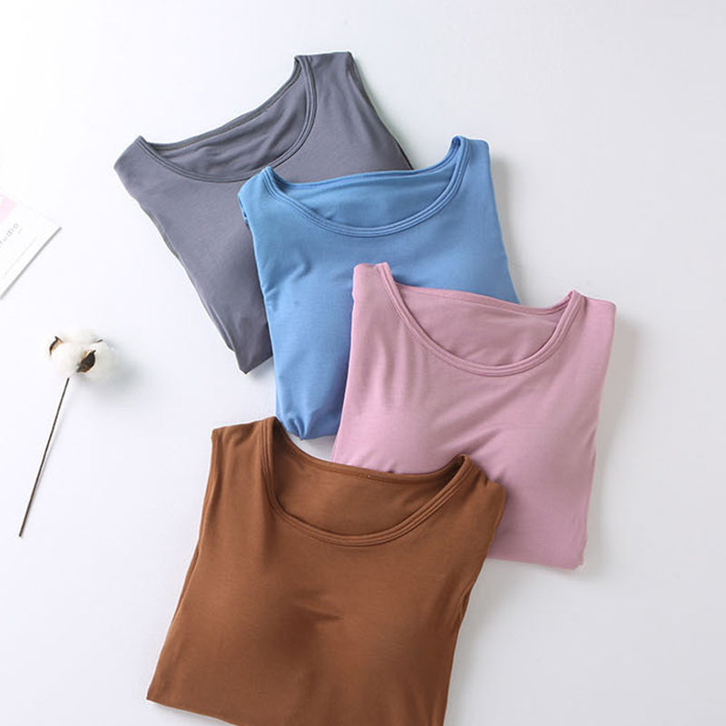 Thermounterwäsche mit Brustpolstern