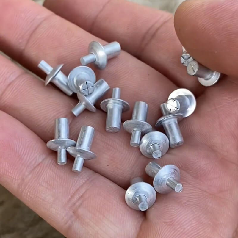 Aluminiumkernnieten mit rundem Kopf(1 Satz)