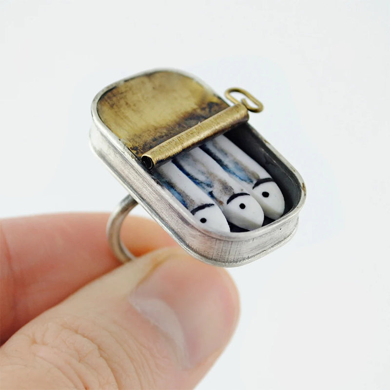 Sardinendosenschmuck