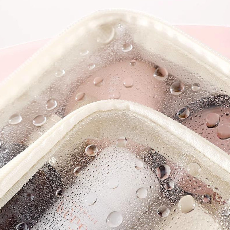 Kultur- und Kosmetiktasche mit mehreren Fächern