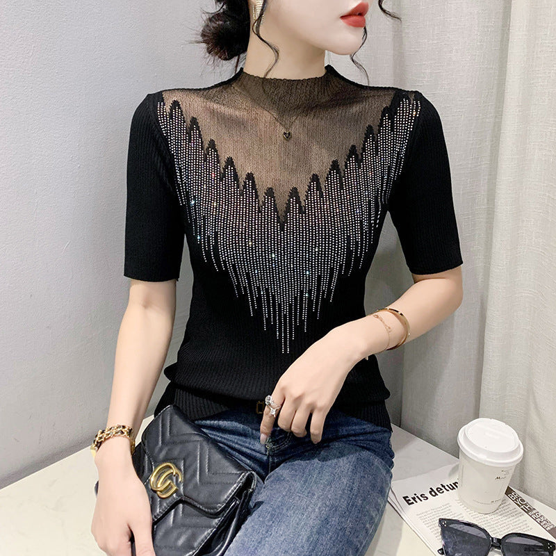 Modisches, diamantgestricktes T-Shirt