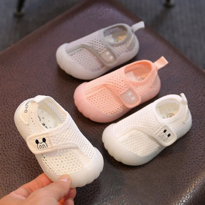 Rutschfeste Mesh-Schuhe für Babys