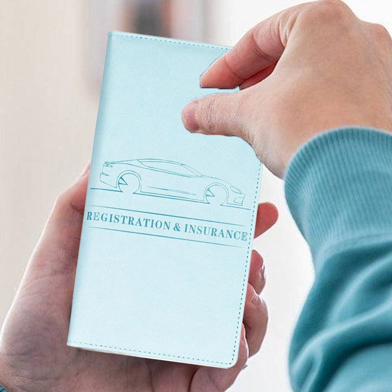 Inhaber der Kfz-Zulassungs- und Versicherungskarte