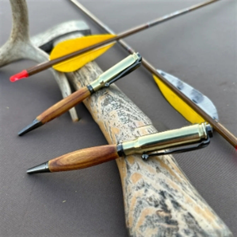 Kreativer Holzkugelschreiber