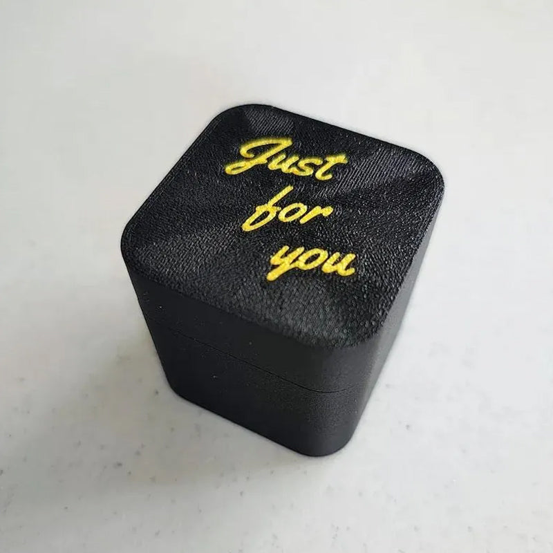 【Bis zu 55% Rabatt】Mittelfinger in einer Box