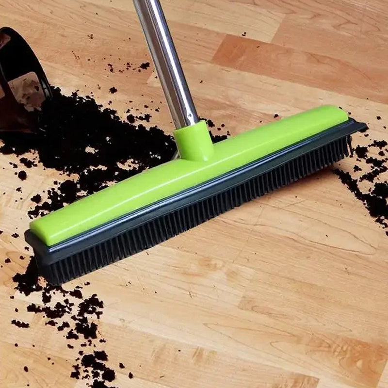 Teppich-Fusselbesen mit dreiteiligem Teleskopstab