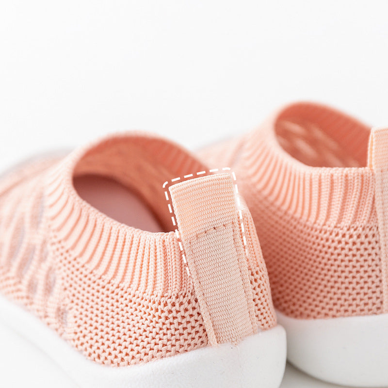 Rutschfeste Babyschuhe mit Mesh-Material