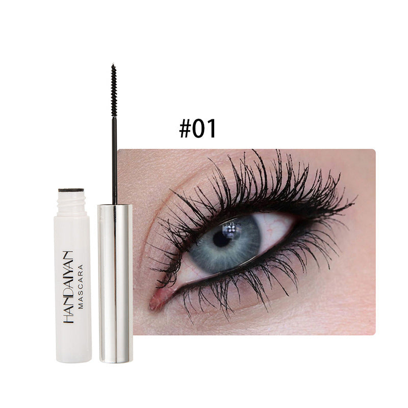 Atemberaubende Bunte Wimperntusche