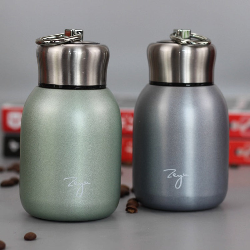 Tragbarer Thermobecher