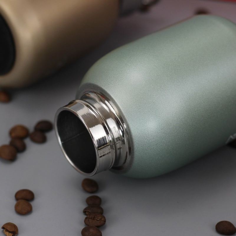 Tragbarer Thermobecher