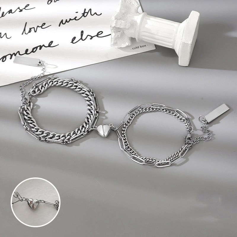 Magnetisches Armband in Herzform