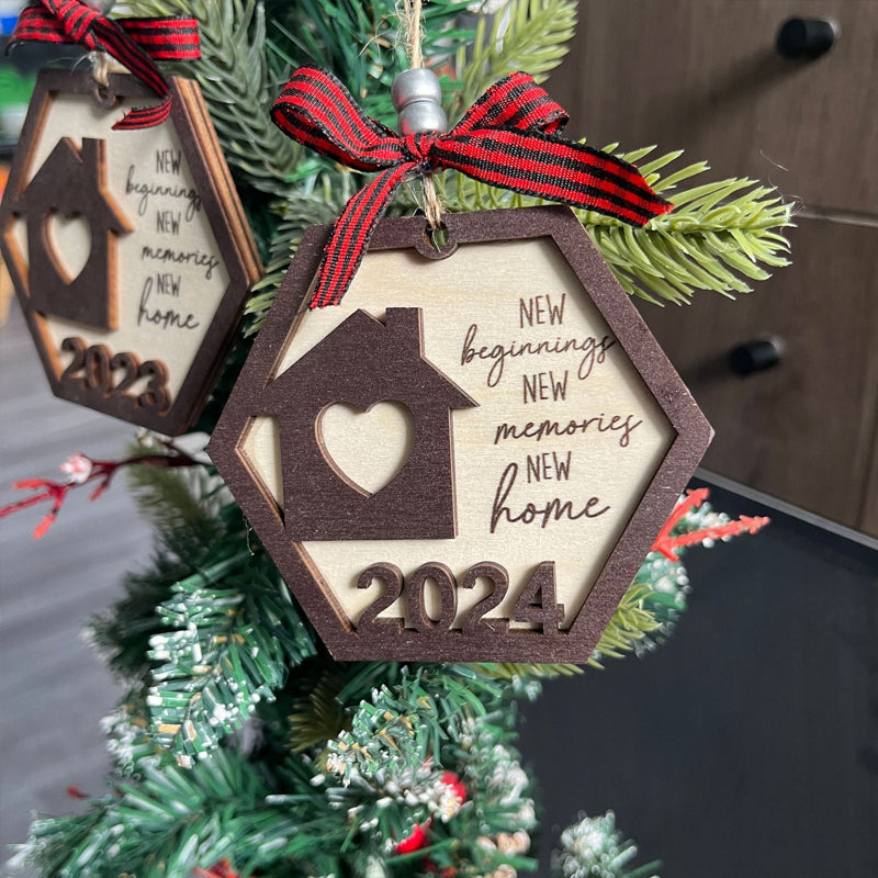 Neues Zuhause-Ornament, Weihnachtsfeiertage 2023/2024