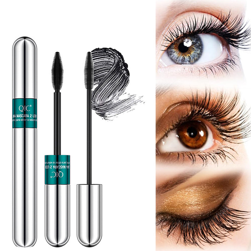 Lang anhaltende Wimperntusche